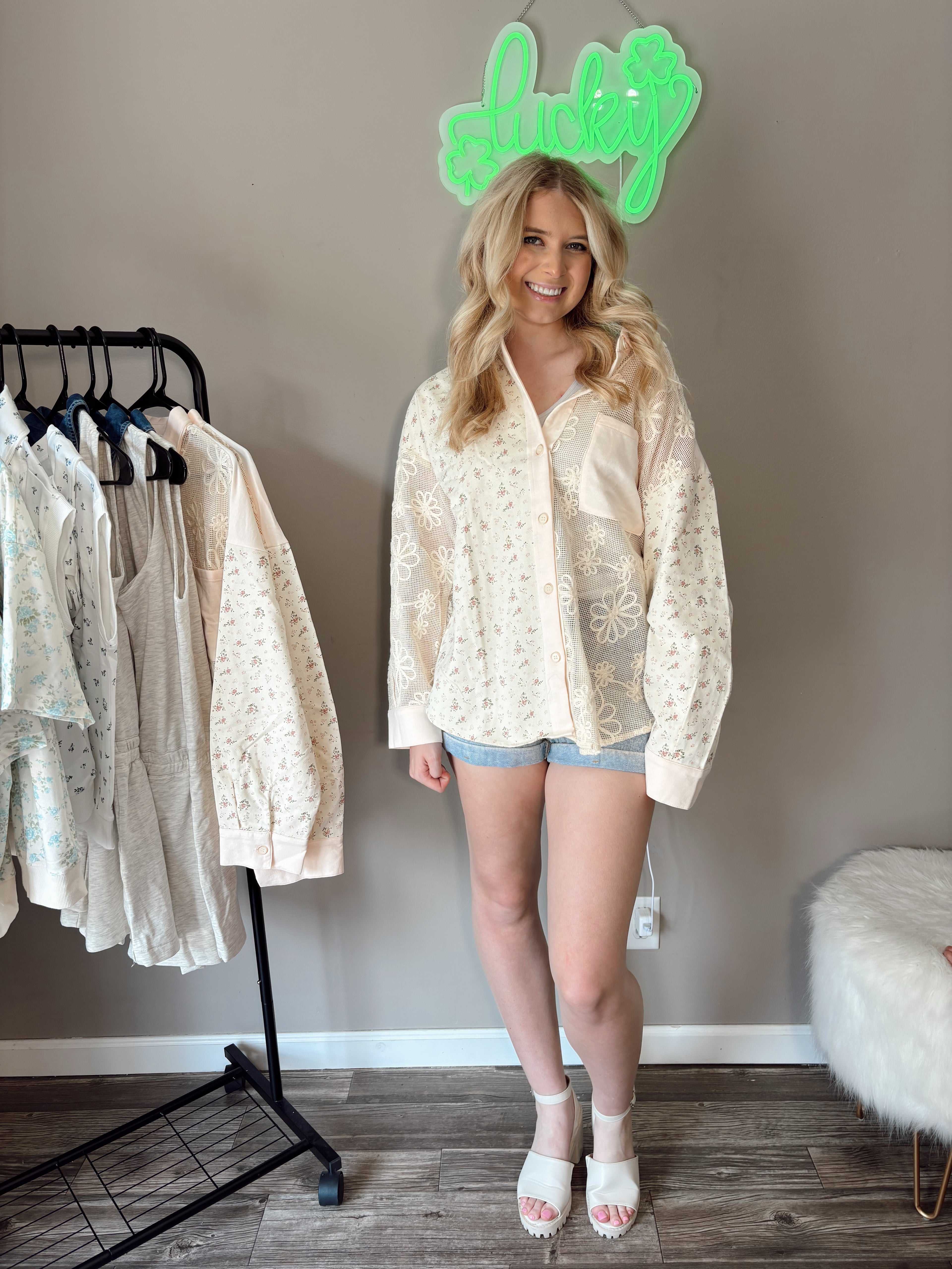 Rosy Ridge Button up