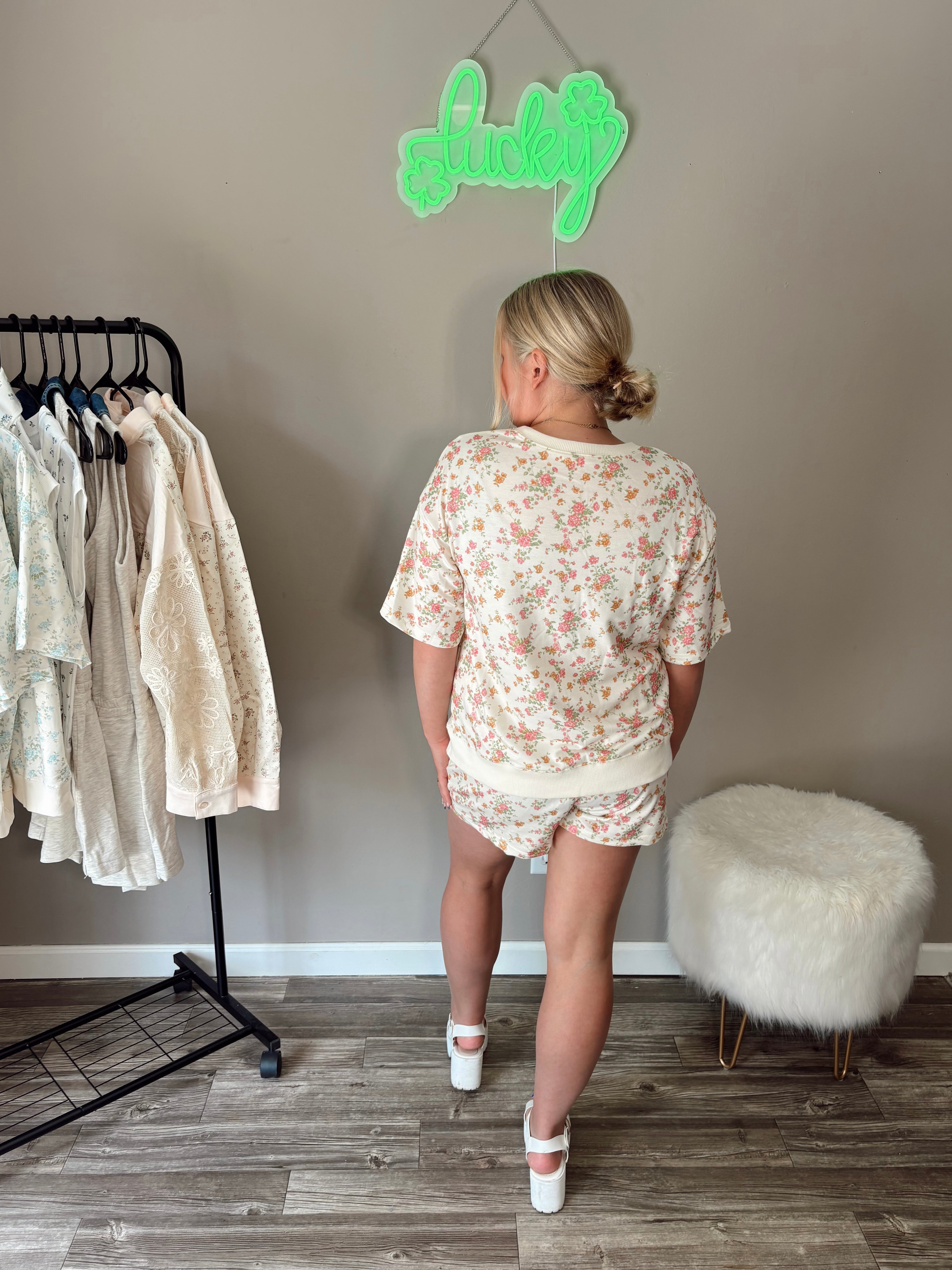 Peach Petal Set