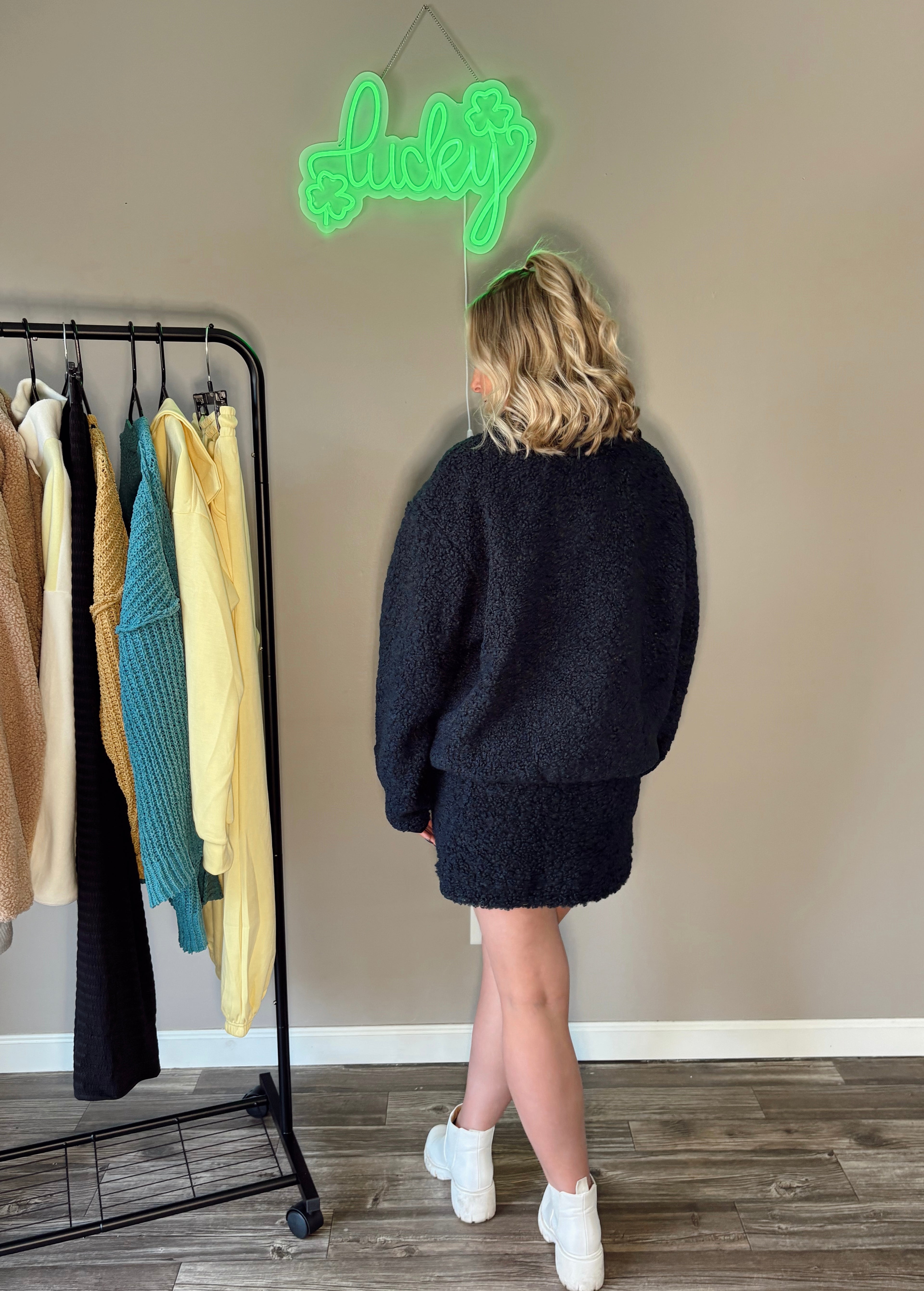 Halle in Navy Dreams