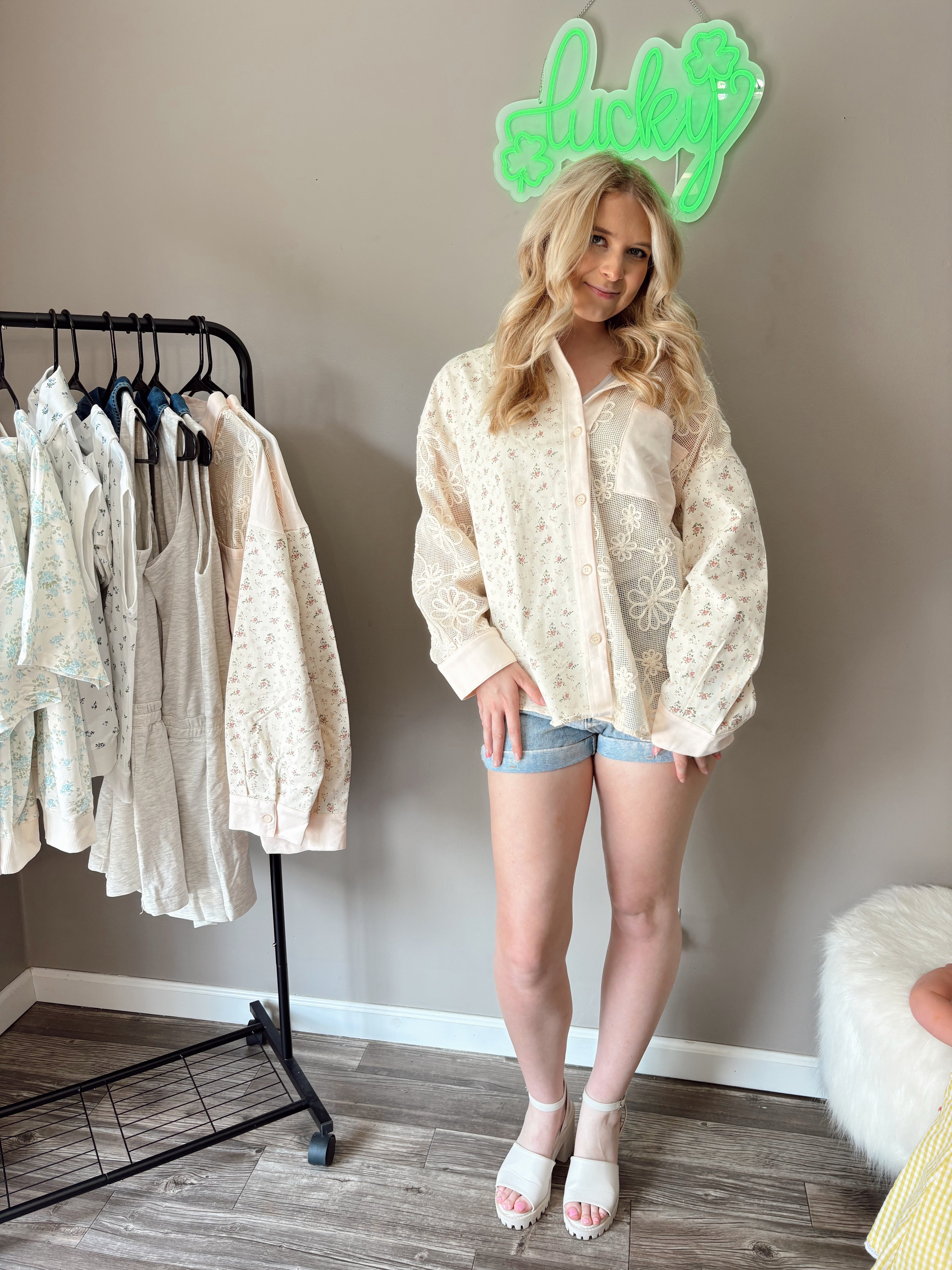 Rosy Ridge Button up