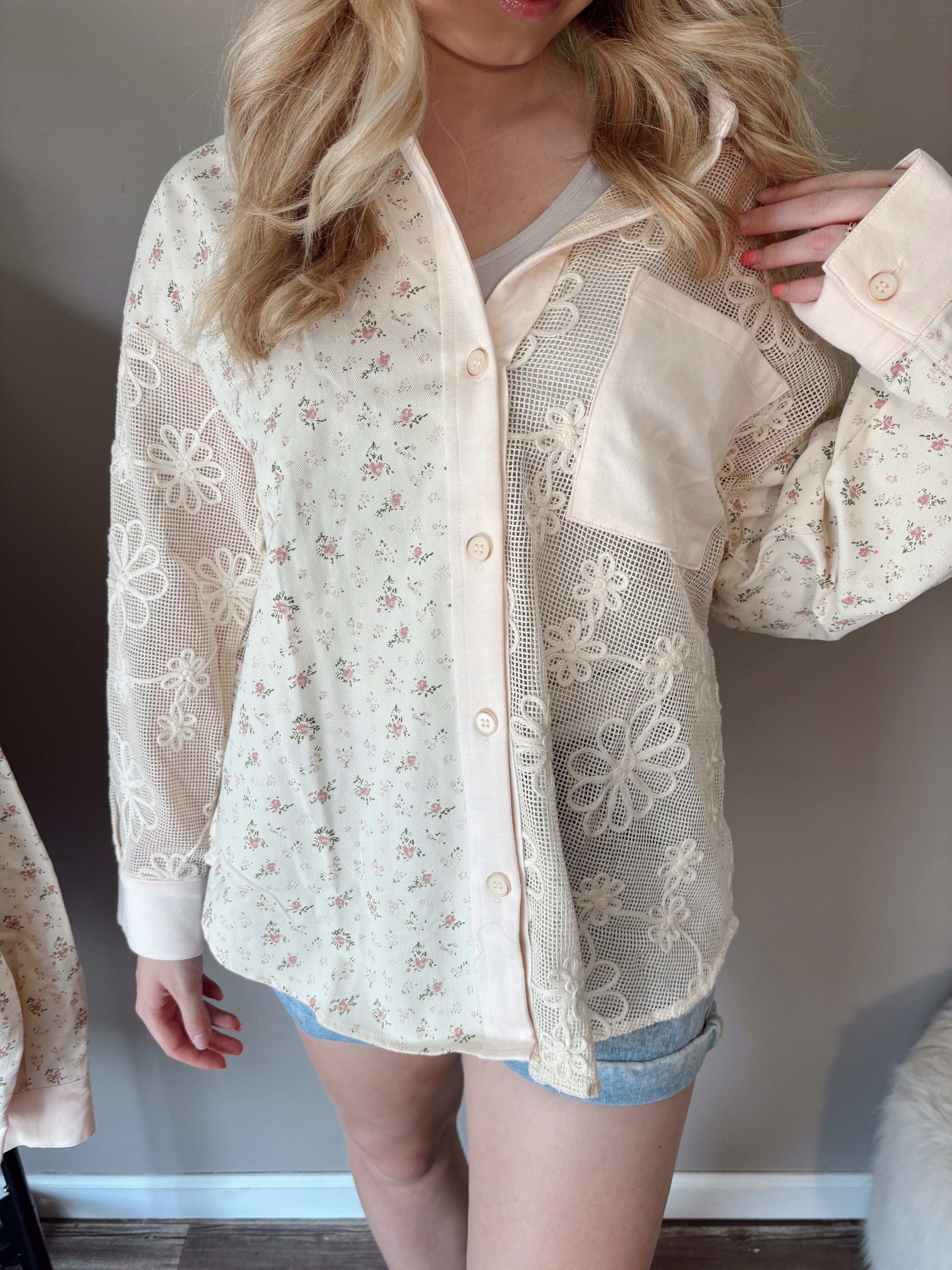 Rosy Ridge Button up